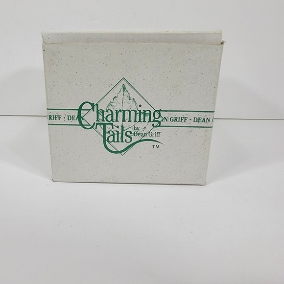 Silvestri Charming Tails Dean Griff Pear Taxi Figurine #87565 - Picture 9 of 9